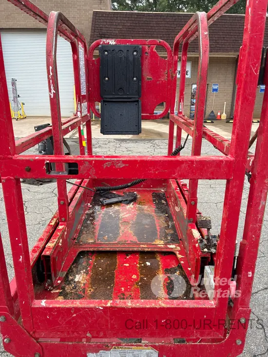 2017 MEC 1330SE Scissor Lift