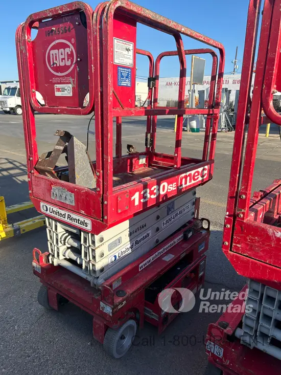 2018 MEC 1330SE Scissor Lift