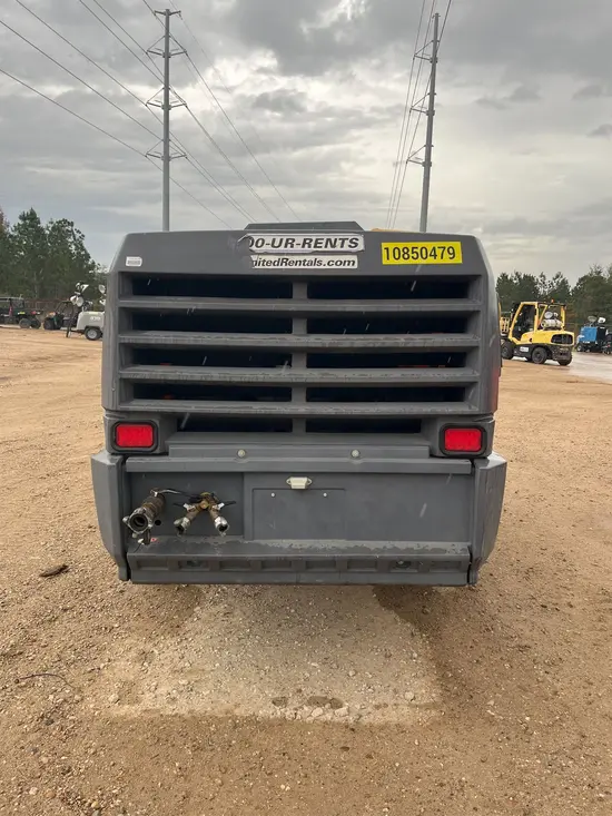 2018 Atlas Copco XAS440JD T4F Air Compressor