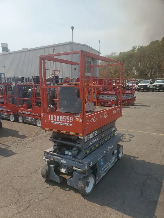 2015 Skyjack SJIII3219 Scissor Lift