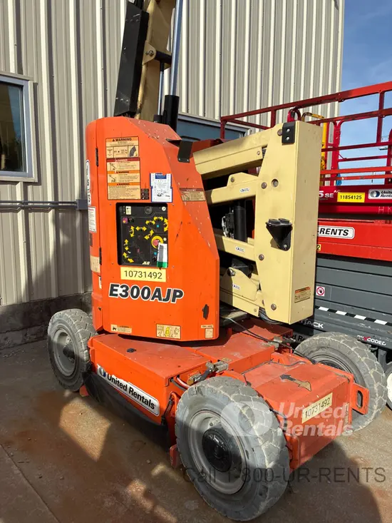 2018 JLG E300AJP Articulating Boom Lift