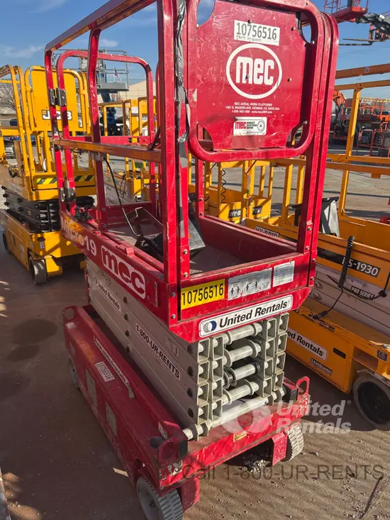 2019 MEC 1930SE Scissor Lift