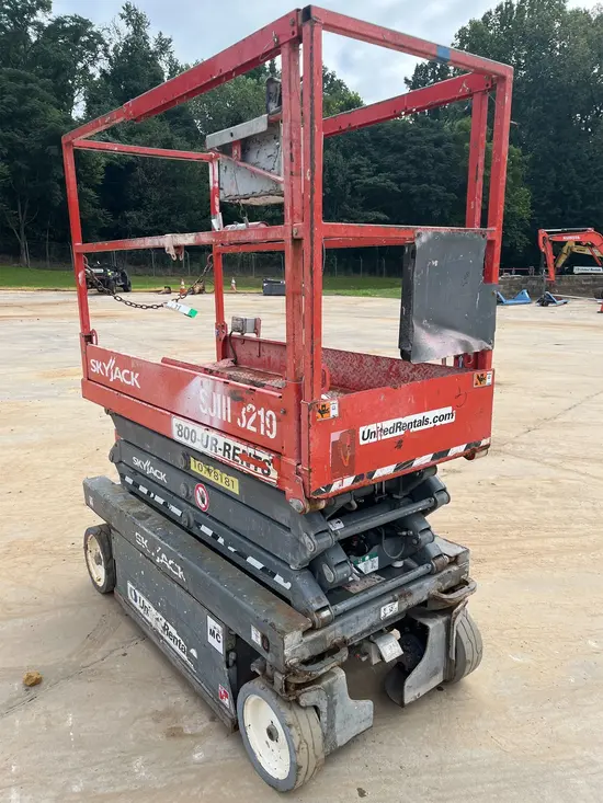 2018 Skyjack SJIII3219 Scissor Lift