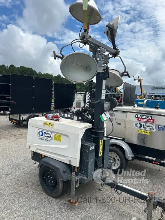 2016 Chicago Pneumatic V4LT Portable Light Tower