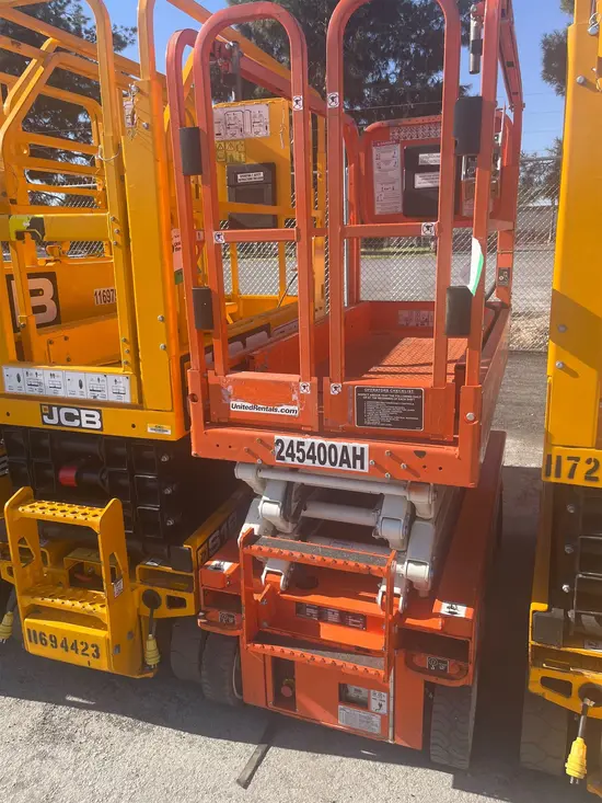 2020 Snorkel S3219E Scissor Lift