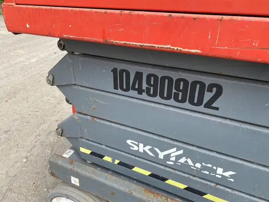 2016 Skyjack SJIII4632 Scissor Lift