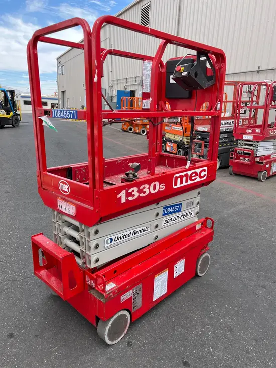 2018 MEC 1330SE Scissor Lift