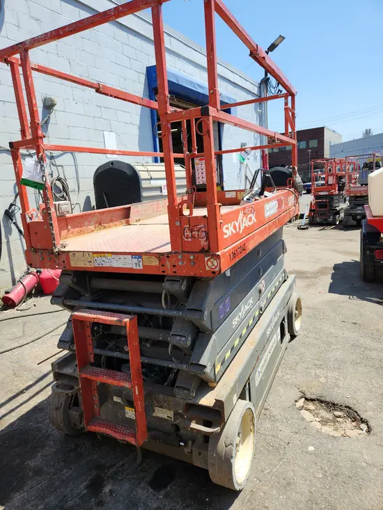 2017 Skyjack SJIII4632 Scissor Lift