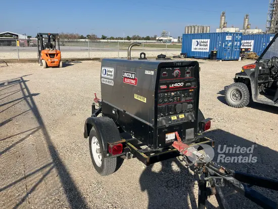 2024 Lincoln Electric LE400 Welder