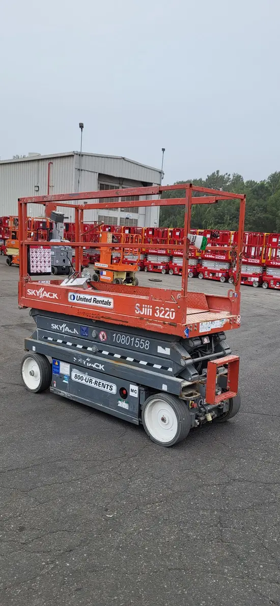 2018 Skyjack SJIII3220 Scissor Lift