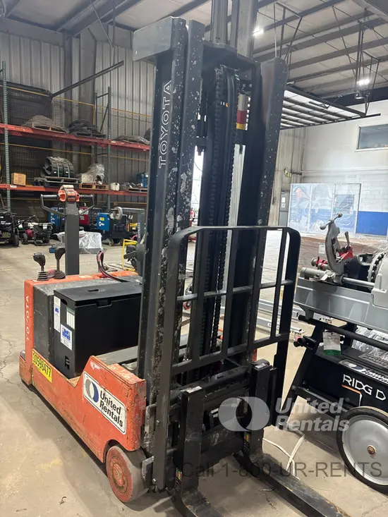 2017 Toyota 6BWC20 Warehouse Forklift