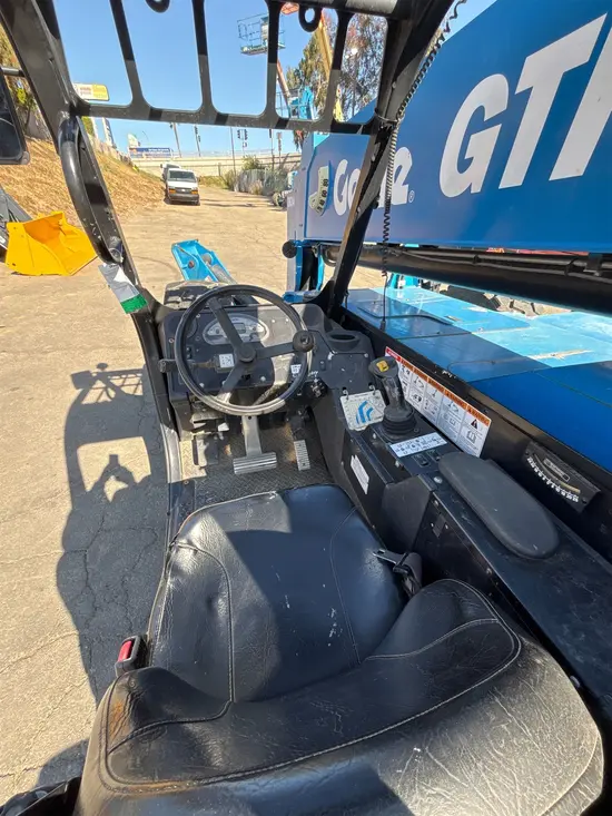 2018 Genie GTH-1056 Forklift