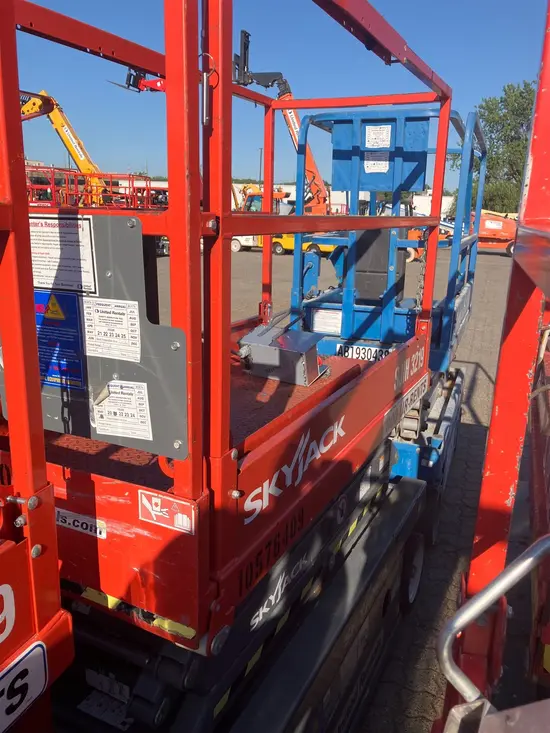 2017 Skyjack SJ3219SC Scissor Lift