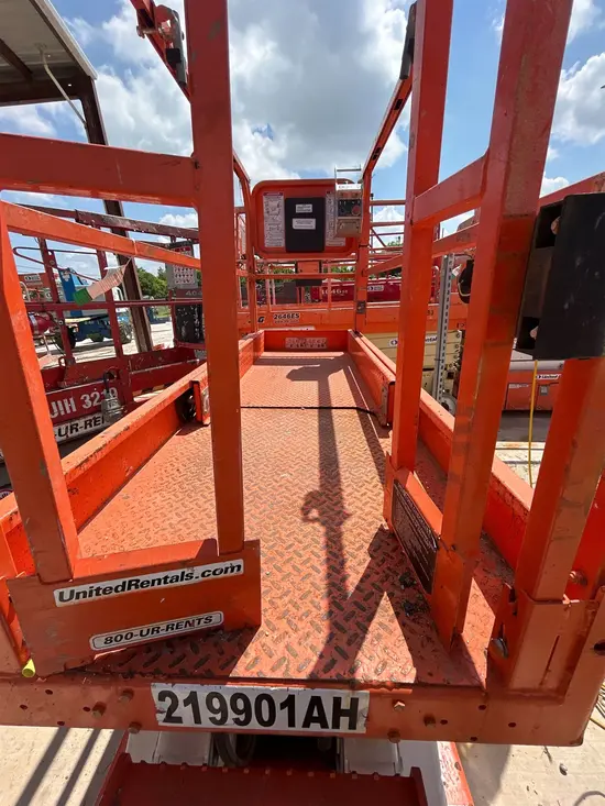 2019 Snorkel S3226E Scissor Lift