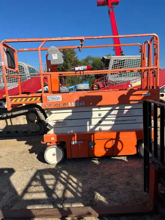 2019 Snorkel S3226E Scissor Lift