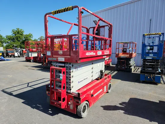 2017 MEC 4046SE Scissor Lift