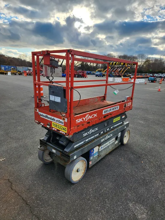 2018 Skyjack SJIII3220 Scissor Lift