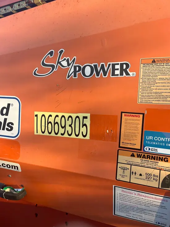 2017 JLG 800AJ Articulating Boom Lift
