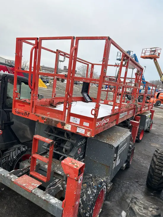 2018 Skyjack SJ6832RT Rough Terrain Scissor Lift