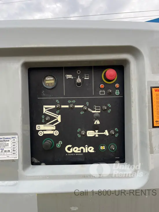 2016 Genie Z-60/37FE Articulating Boom Lift