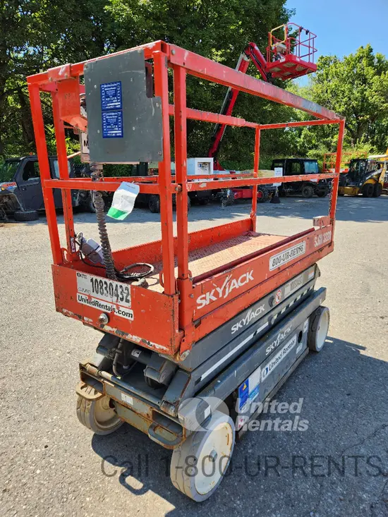 2018 Skyjack SJIII3220 Scissor Lift