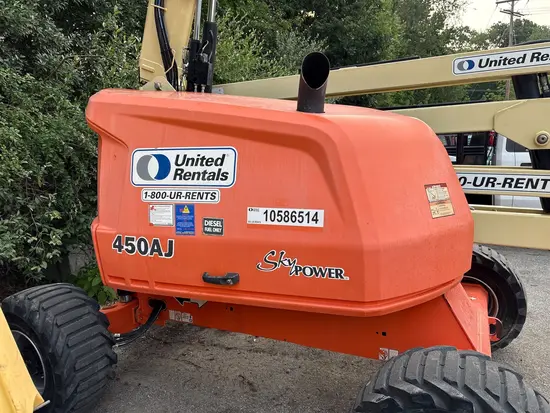 2017 JLG 450AJ Articulating Boom Lift