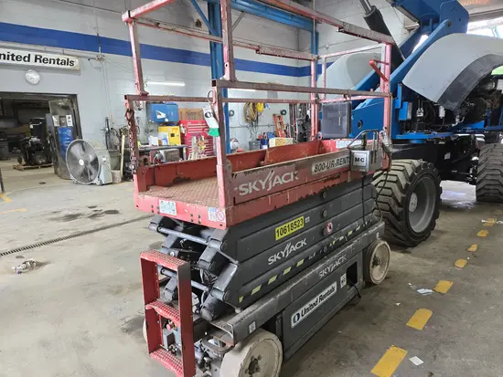 2017 Skyjack SJIII3226 Scissor Lift