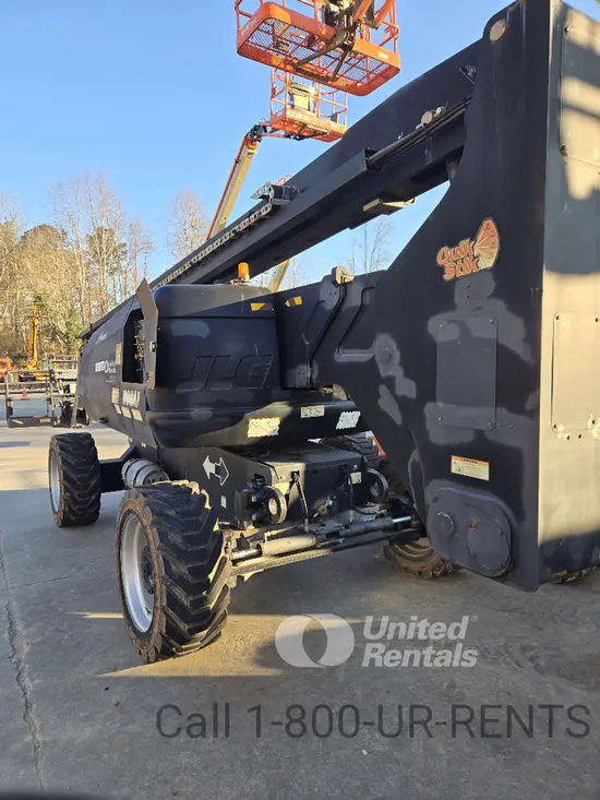 2018 JLG 800AJ Articulating Boom Lift