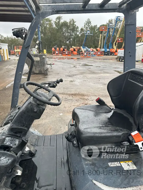 2021 Toyota 8FD35U Warehouse Forklift