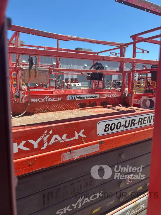 2016 Skyjack SJIII4632 Scissor Lift