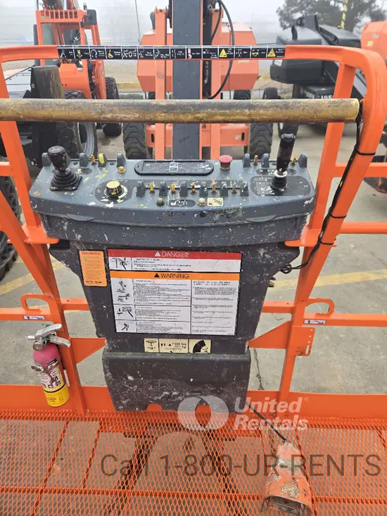 2017 JLG 800AJ Articulating Boom Lift