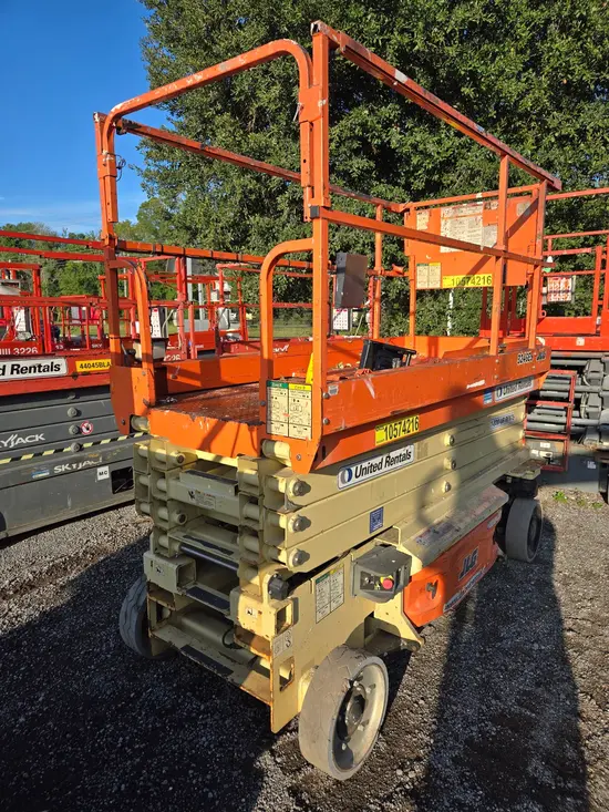 2017 JLG 3246ES Scissor Lift