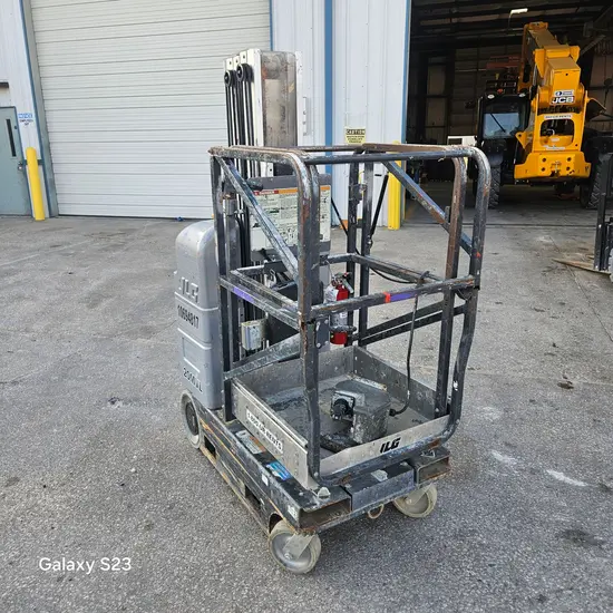 2017 JLG 20MVL Self-Propelled One-Person Lift