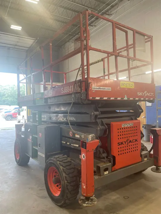 2018 Skyjack SJ8841RT Rough Terrain Scissor Lift