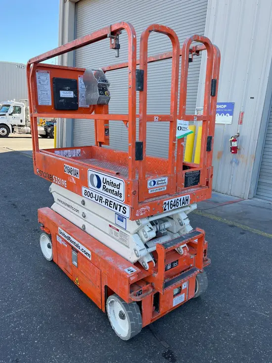 2018 Snorkel S3219E Scissor Lift