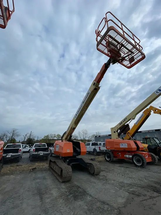 2017 JLG 600SC Boom Lift