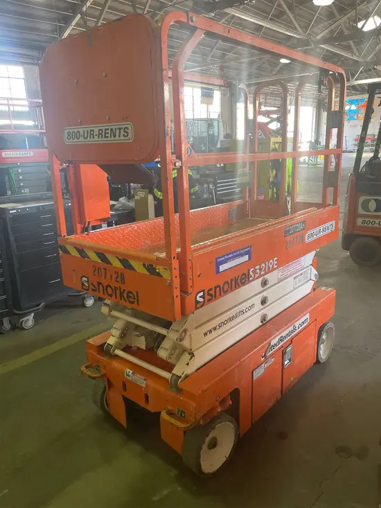 2018 Snorkel S3219E Scissor Lift