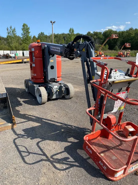 2018 Skyjack SJ30ARJE Articulating Boom Lift