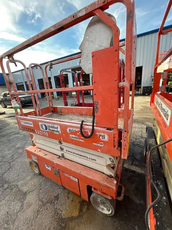 2019 Snorkel S3219E Scissor Lift