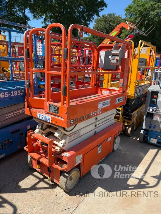 2019 Snorkel S3219E Scissor Lift