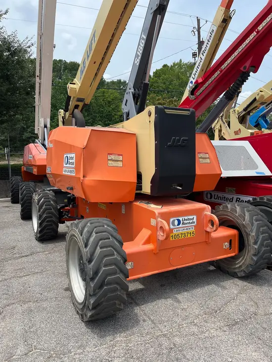 2017 JLG 800AJ Articulating Boom Lift