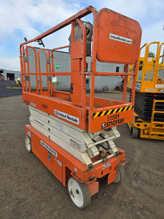 2019 Snorkel S3226E Scissor Lift