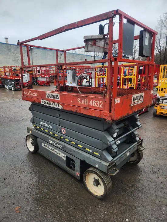 2016 Skyjack SJIII4632 Scissor Lift