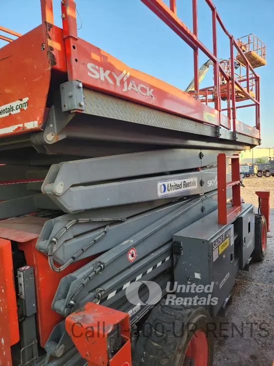 2018 Skyjack SJ9250RT Rough Terrain Scissor Lift