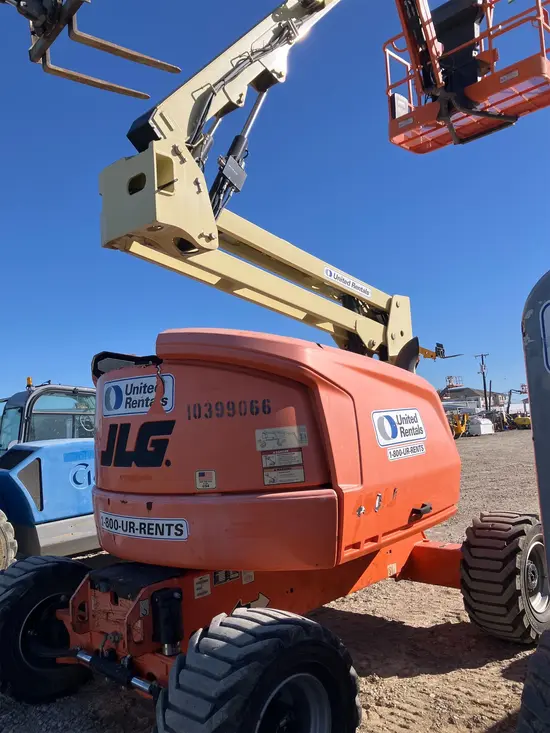 2015 JLG 450AJ Articulating Boom Lift