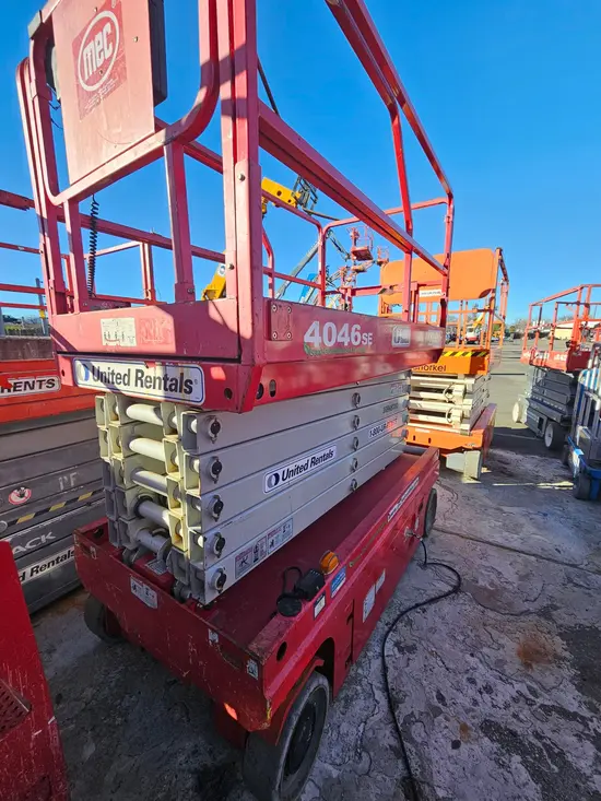2019 MEC 4046SE Scissor Lift