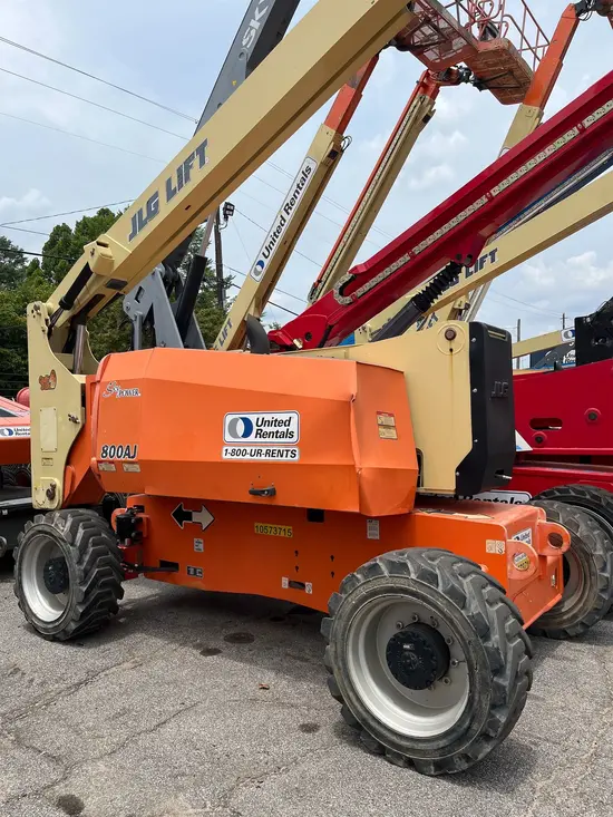 2017 JLG 800AJ Articulating Boom Lift