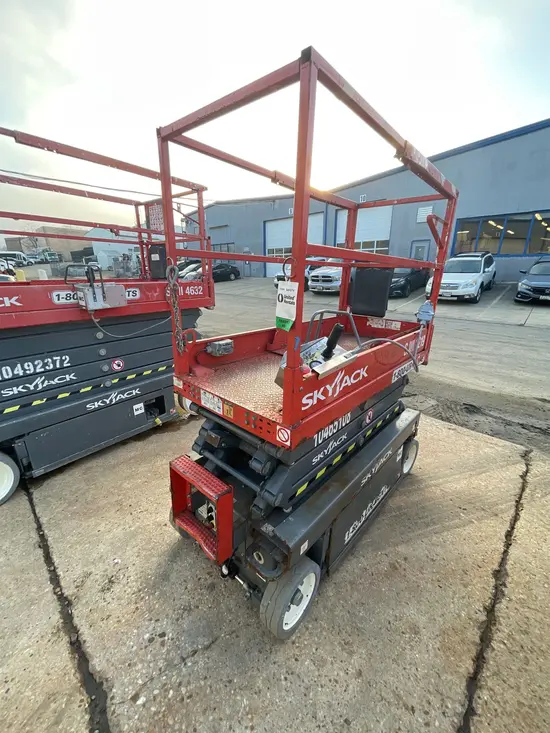 2016 Skyjack SJIII3219 Scissor Lift