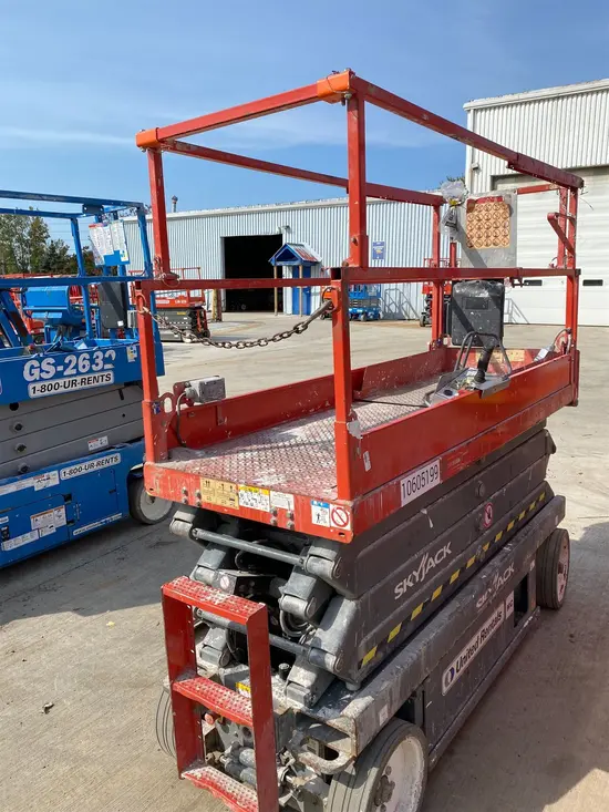2017 Skyjack SJIII3226 Scissor Lift