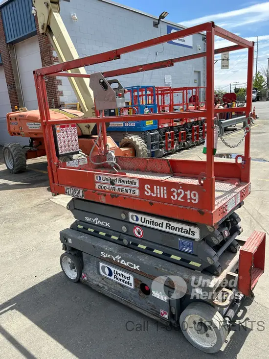 2017 Skyjack SJIII3219 Scissor Lift